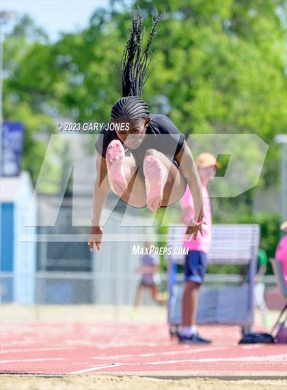 Thumbnail 2 in CIF SJS Masters - Saturday (all events) photogallery.