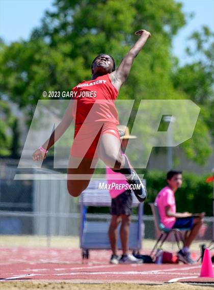 Thumbnail 2 in CIF SJS Masters - Saturday (all events) photogallery.
