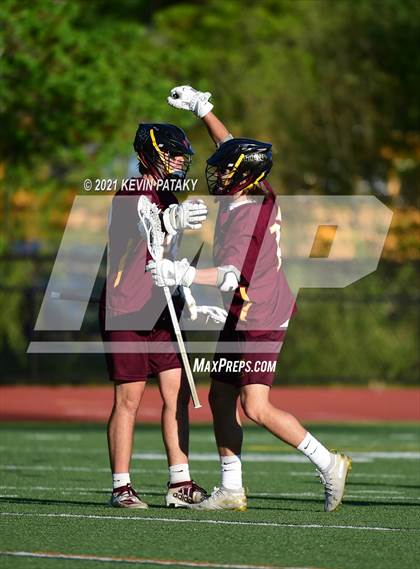 Thumbnail 3 in Sheehan @ Lyman Hall (SCC D2 Semifinal) photogallery.