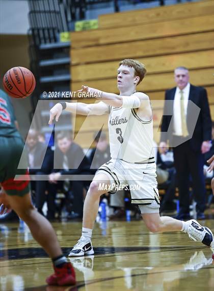 Thumbnail 3 in Lawrence North @ Noblesville photogallery.