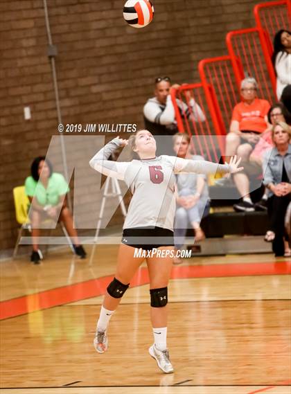 Thumbnail 3 in Desert Ridge @ Corona del Sol photogallery.
