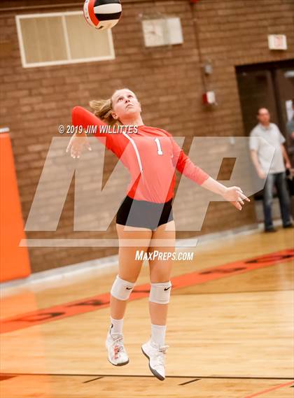 Thumbnail 3 in Desert Ridge @ Corona del Sol photogallery.