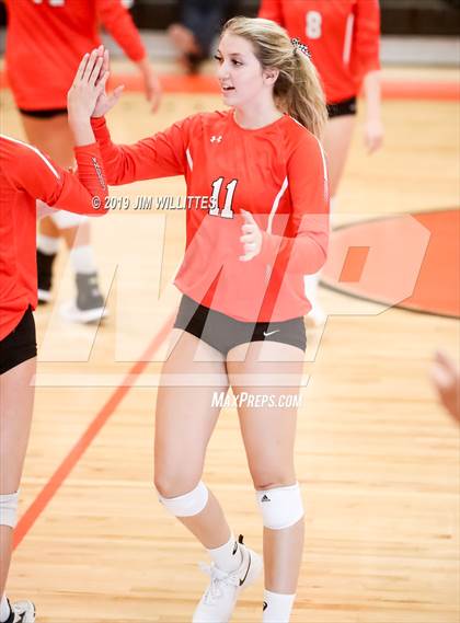 Thumbnail 1 in Desert Ridge @ Corona del Sol photogallery.