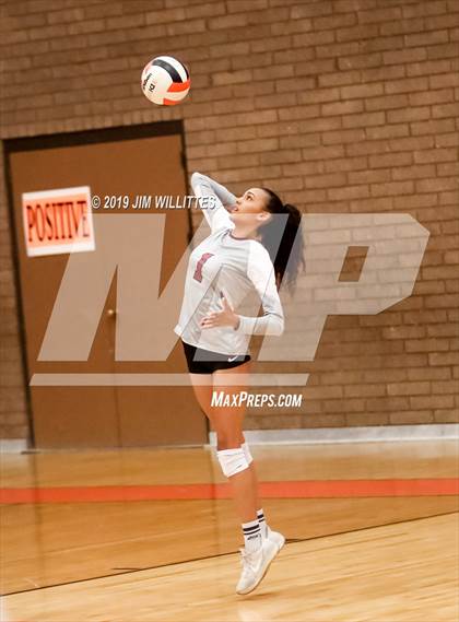 Thumbnail 2 in Desert Ridge @ Corona del Sol photogallery.