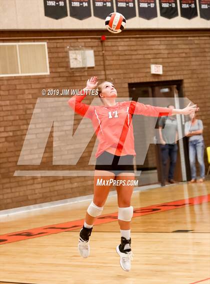 Thumbnail 1 in Desert Ridge @ Corona del Sol photogallery.