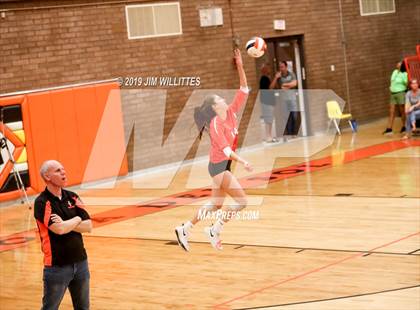 Thumbnail 2 in Desert Ridge @ Corona del Sol photogallery.
