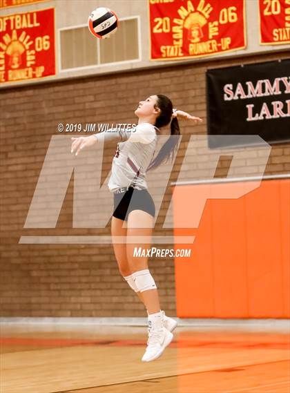 Thumbnail 2 in Desert Ridge @ Corona del Sol photogallery.