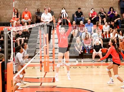Thumbnail 2 in Desert Ridge @ Corona del Sol photogallery.