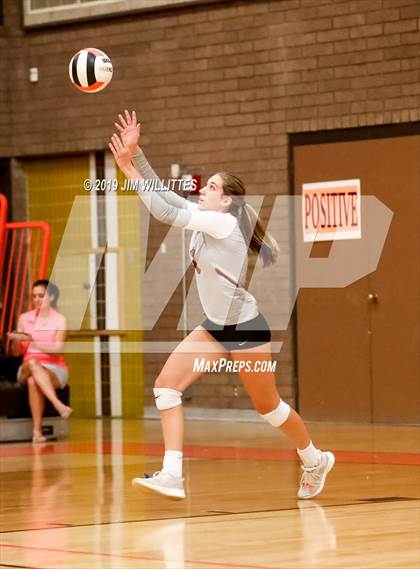 Thumbnail 1 in Desert Ridge @ Corona del Sol photogallery.
