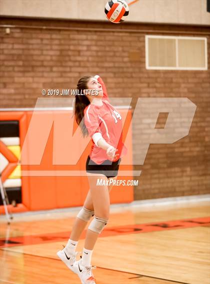Thumbnail 1 in Desert Ridge @ Corona del Sol photogallery.