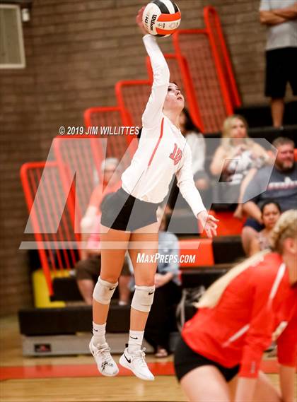 Thumbnail 3 in Desert Ridge @ Corona del Sol photogallery.