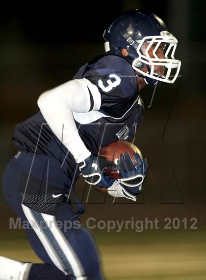 Thumbnail 2 in Harvard-Westlake @ Loyola photogallery.
