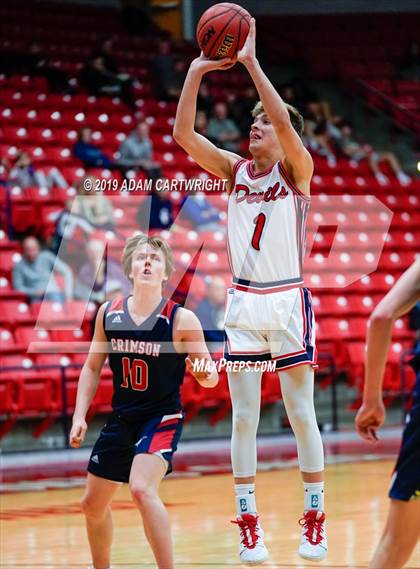 Thumbnail 2 in Springville vs. Crimson Cliffs (Coach Walker Classic) photogallery.