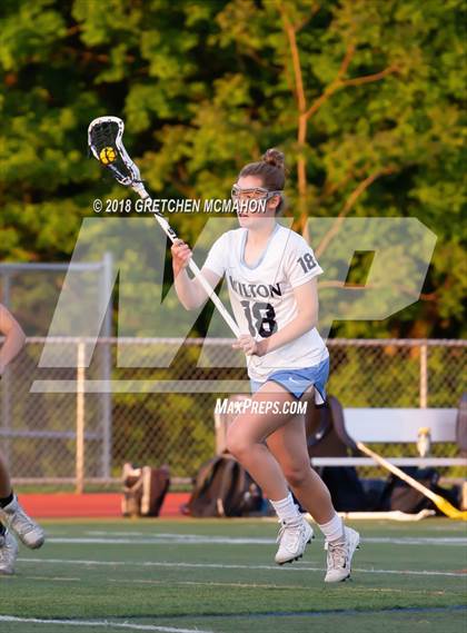Thumbnail 2 in Wilton vs Darien (FCIAC Finals) photogallery.