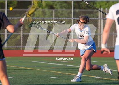 Thumbnail 3 in Wilton vs Darien (FCIAC Finals) photogallery.