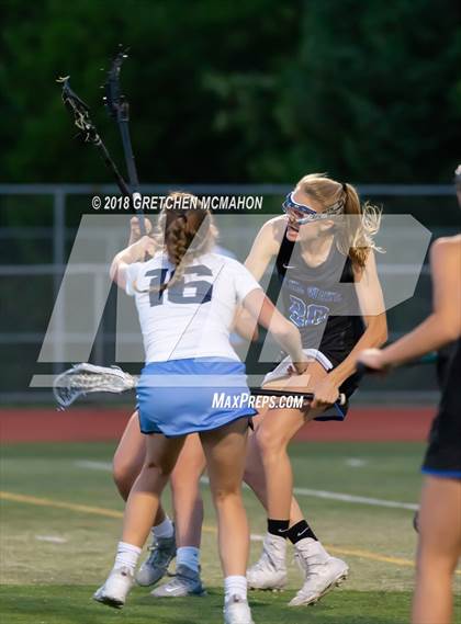 Thumbnail 2 in Wilton vs Darien (FCIAC Finals) photogallery.