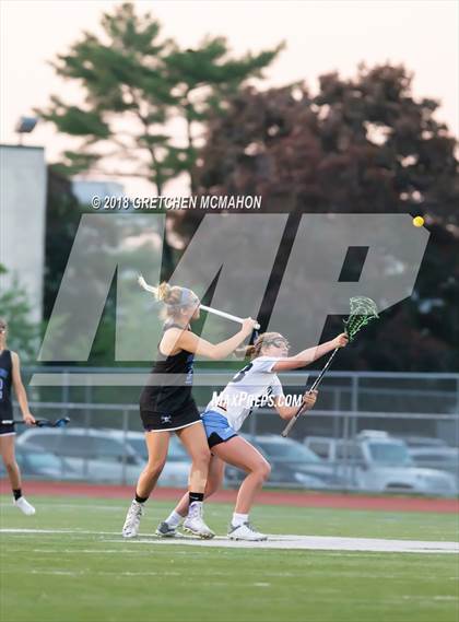 Thumbnail 2 in Wilton vs Darien (FCIAC Finals) photogallery.