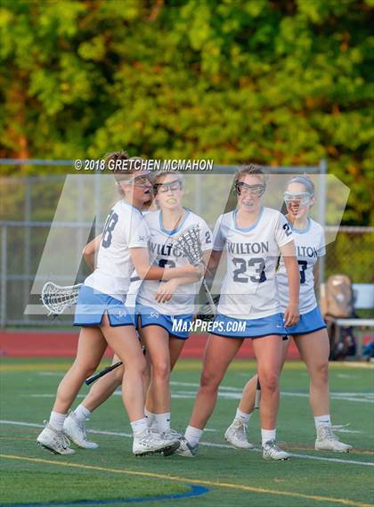 Thumbnail 2 in Wilton vs Darien (FCIAC Finals) photogallery.