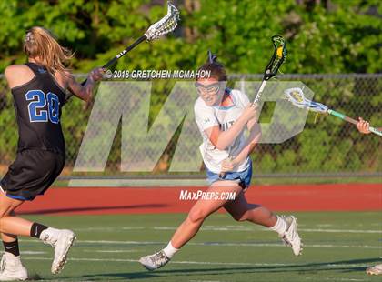Thumbnail 2 in Wilton vs Darien (FCIAC Finals) photogallery.