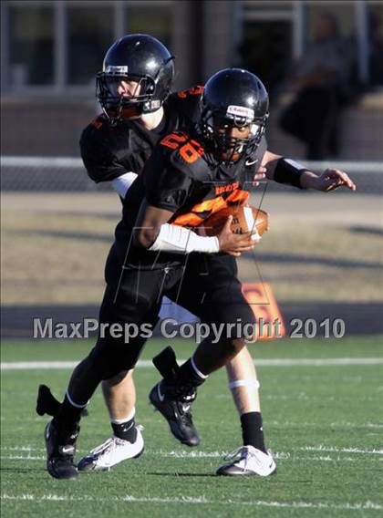 Thumbnail 2 in Gilmer vs Carthage photogallery.