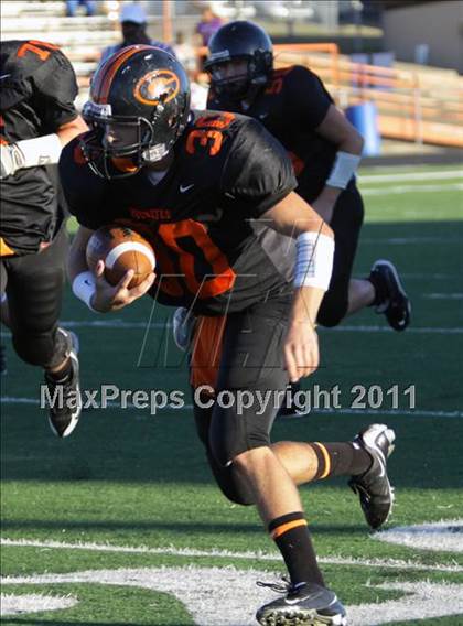 Thumbnail 2 in Gilmer vs Carthage photogallery.