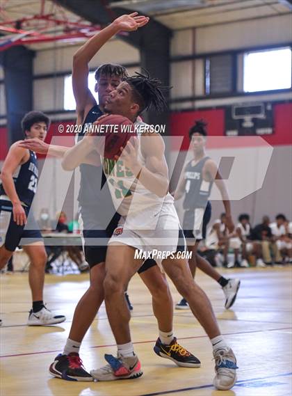 Thumbnail 3 in Dr. Phillips vs. Jones (Metro Hoop Fest) photogallery.
