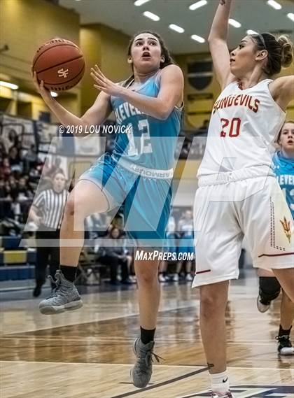 Thumbnail 2 in Espanola Valley vs. Cleveland (Capital City Tournament) photogallery.