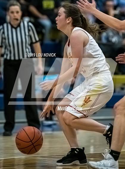 Thumbnail 2 in Espanola Valley vs. Cleveland (Capital City Tournament) photogallery.