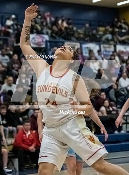 Thumbnail 2 in Espanola Valley vs. Cleveland (Capital City Tournament) photogallery.
