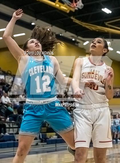 Thumbnail 2 in Espanola Valley vs. Cleveland (Capital City Tournament) photogallery.