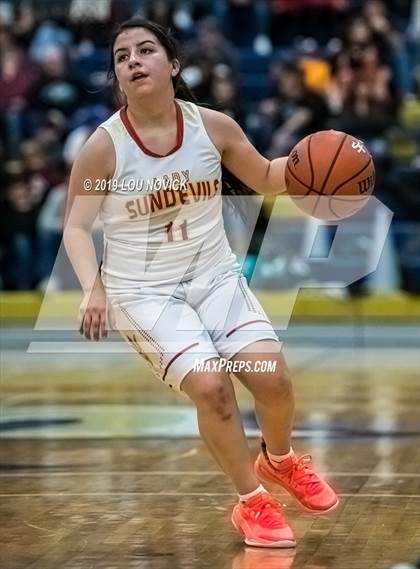Thumbnail 1 in Espanola Valley vs. Cleveland (Capital City Tournament) photogallery.