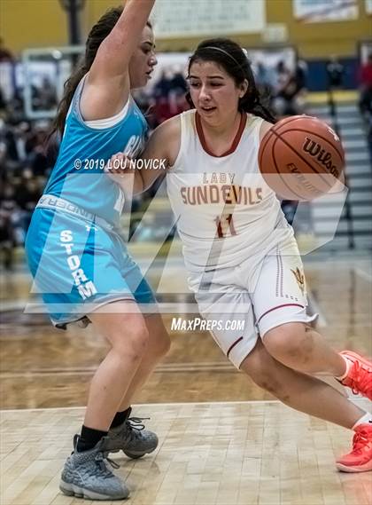 Thumbnail 1 in Espanola Valley vs. Cleveland (Capital City Tournament) photogallery.