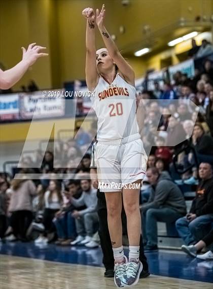 Thumbnail 1 in Espanola Valley vs. Cleveland (Capital City Tournament) photogallery.