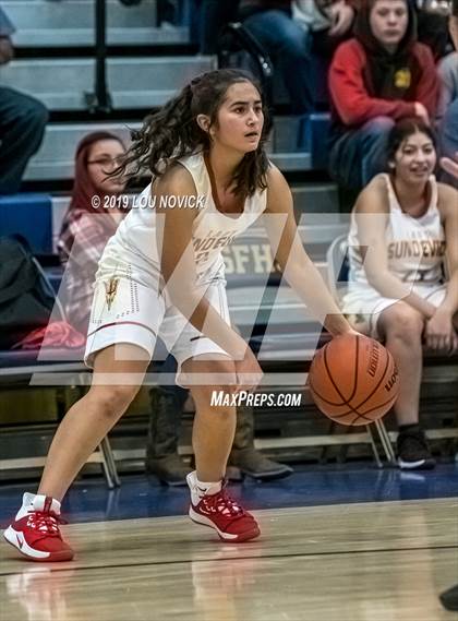 Thumbnail 3 in Espanola Valley vs. Cleveland (Capital City Tournament) photogallery.