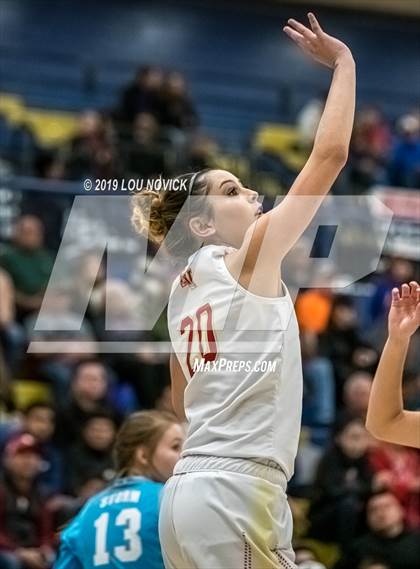 Thumbnail 1 in Espanola Valley vs. Cleveland (Capital City Tournament) photogallery.