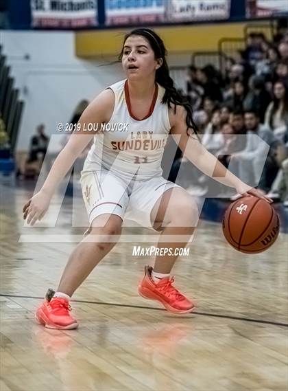 Thumbnail 2 in Espanola Valley vs. Cleveland (Capital City Tournament) photogallery.