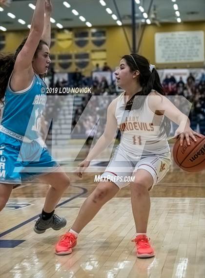 Thumbnail 2 in Espanola Valley vs. Cleveland (Capital City Tournament) photogallery.