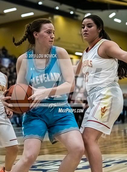 Thumbnail 1 in Espanola Valley vs. Cleveland (Capital City Tournament) photogallery.