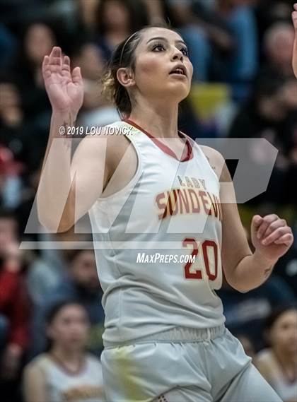Thumbnail 2 in Espanola Valley vs. Cleveland (Capital City Tournament) photogallery.