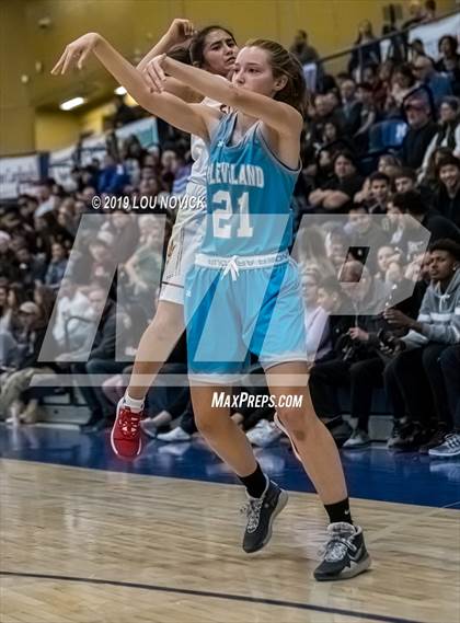 Thumbnail 3 in Espanola Valley vs. Cleveland (Capital City Tournament) photogallery.