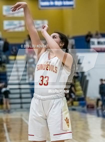 Thumbnail 1 in Espanola Valley vs. Cleveland (Capital City Tournament) photogallery.