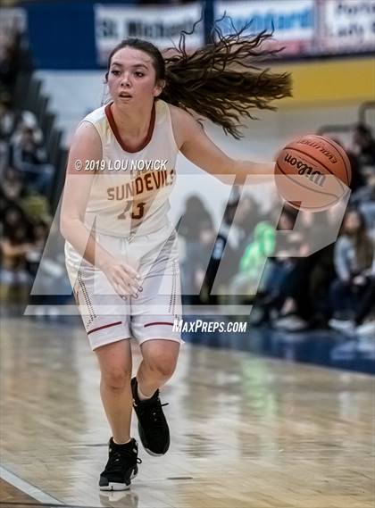Thumbnail 3 in Espanola Valley vs. Cleveland (Capital City Tournament) photogallery.
