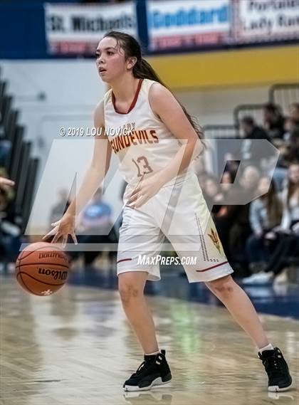Thumbnail 2 in Espanola Valley vs. Cleveland (Capital City Tournament) photogallery.
