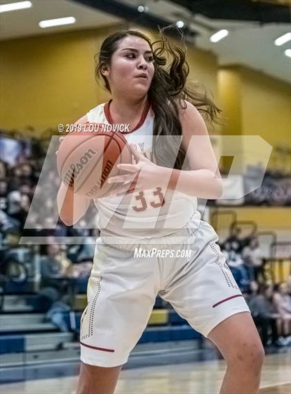 Thumbnail 3 in Espanola Valley vs. Cleveland (Capital City Tournament) photogallery.