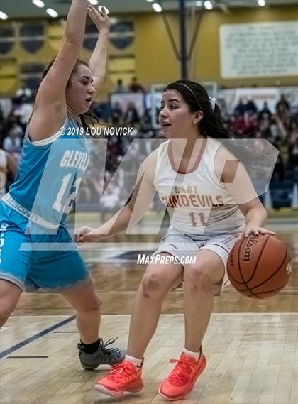 Thumbnail 3 in Espanola Valley vs. Cleveland (Capital City Tournament) photogallery.