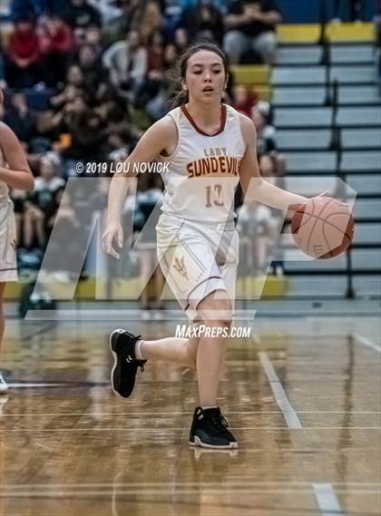 Thumbnail 2 in Espanola Valley vs. Cleveland (Capital City Tournament) photogallery.