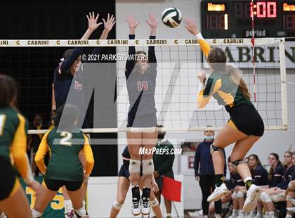 Thumbnail 3 in Archbishop Hannan @ Cabrini photogallery.