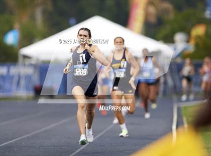 Thumbnail 1 in FHSAA 2A Final (800 Meters) photogallery.