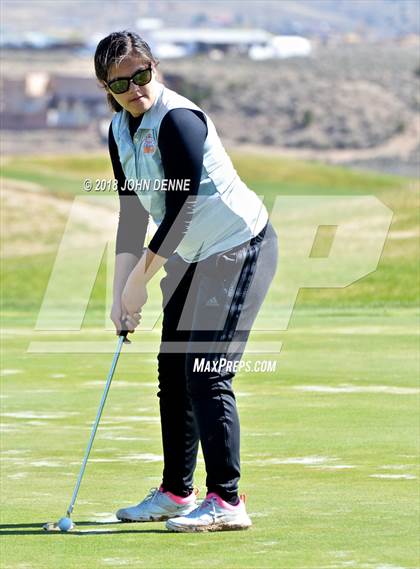Thumbnail 2 in Taos Invitational photogallery.
