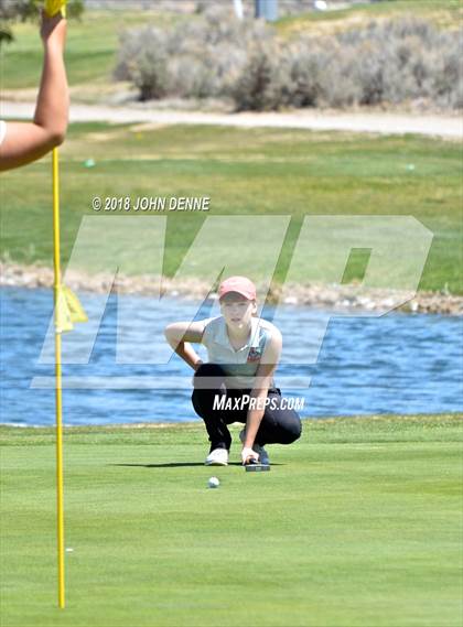 Thumbnail 2 in Taos Invitational photogallery.